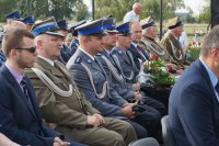 Uroczystości pod pomnikiem.