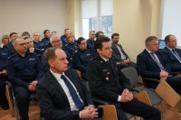 Kadra kierownicza i zaproszeni goście.