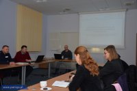 Spotkanie zespołu opracowującego program kształcenia.