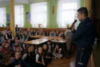 Pogadanka policjantów w Szkole Podstawowej nr 1 w Kłobucku.