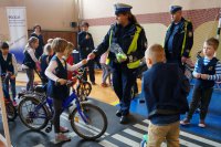 Działania na mobilnym miasteczku ruchu drogowego w Węglowicach.