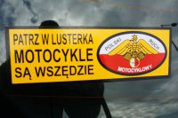 Policjanci i motocykliści