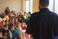 Przedszkolaki w kłobuckiej komendzie