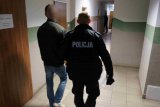 policjant i zatrzymany