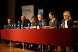 policjanci na konferencji