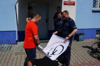 Kłobuccy policjanci wsparli rowerową wyprawę dla Wiktorii