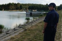 Dzielnicowi kontrolują zbiorniki wodne