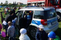 Mundurowi ze Sznupkiem na Turnieju Sportowym Przedszkolaków