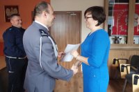 Komendant wręczył wyróżnienia z okazji Święta Służby Cywilnej
