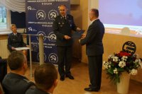 Policjanci na uroczystości 10-lecia OSSW w Kulach