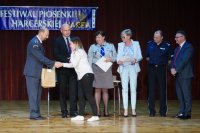 policjanci na Powiatowym Festiwalu Piosenki Harcerskiej i Patriotycznej „HARFA 2018”