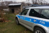 dzielnicowi kontrolują opuszczone miejsca