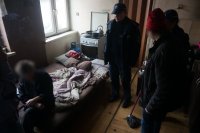 dzielnicowi kontrolują opuszczone miejsca