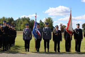 poczet sztandarowy policji